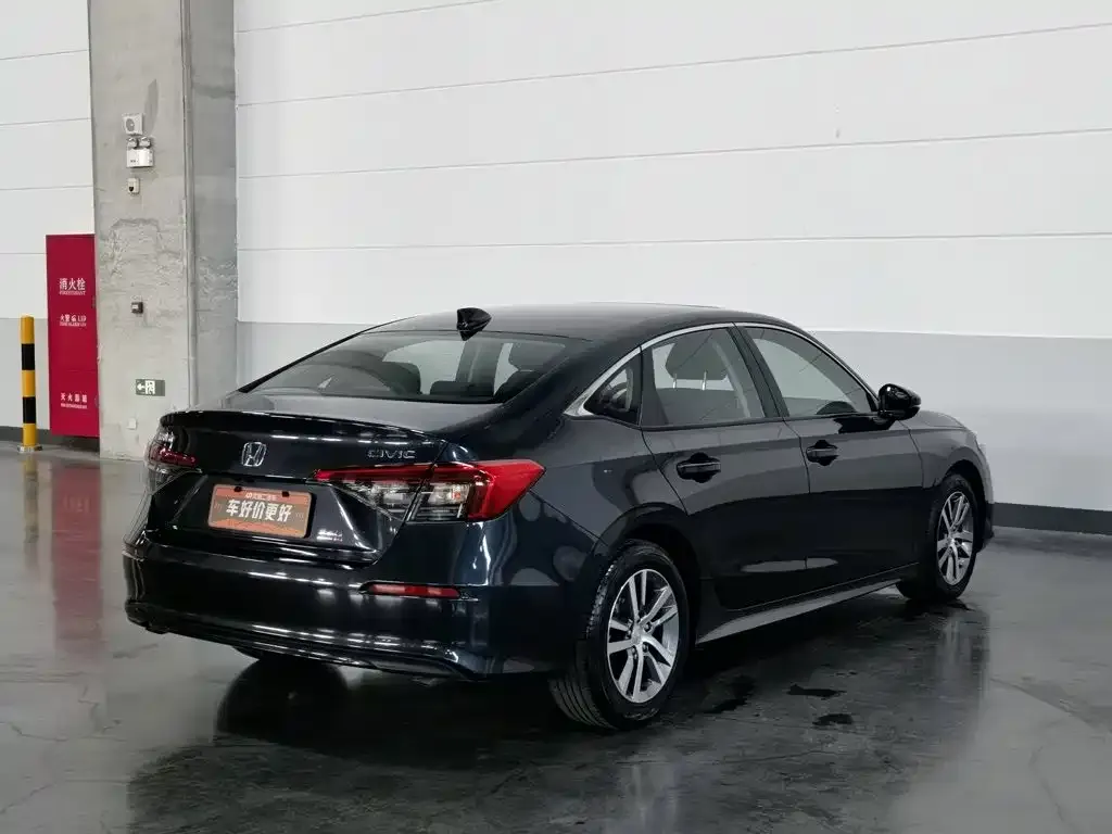 Honda Civic — фото 2