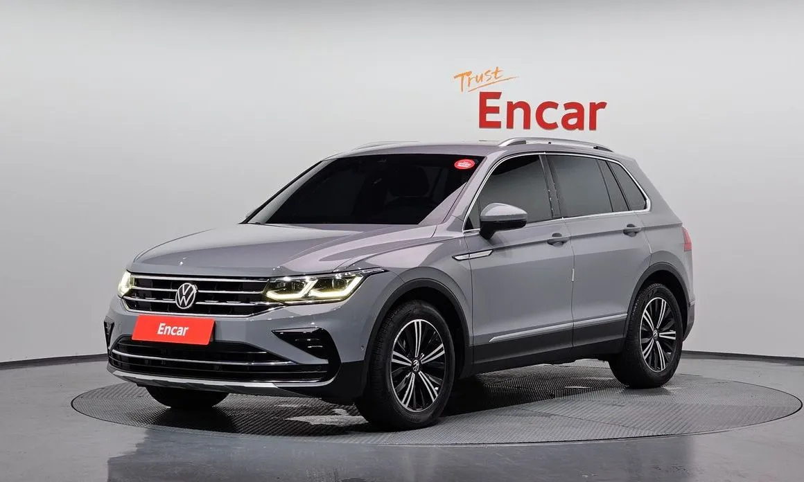 Volkswagen Tiguan — фото 1