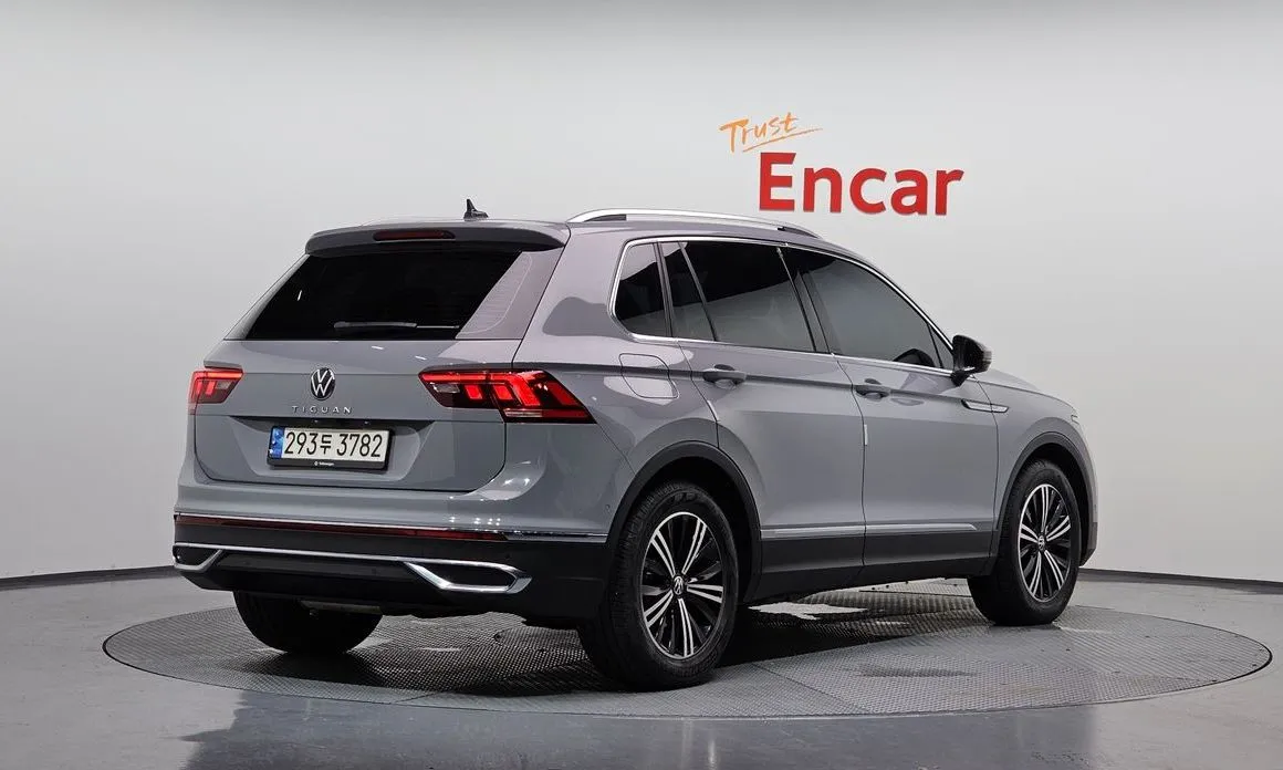 Volkswagen Tiguan — фото 3