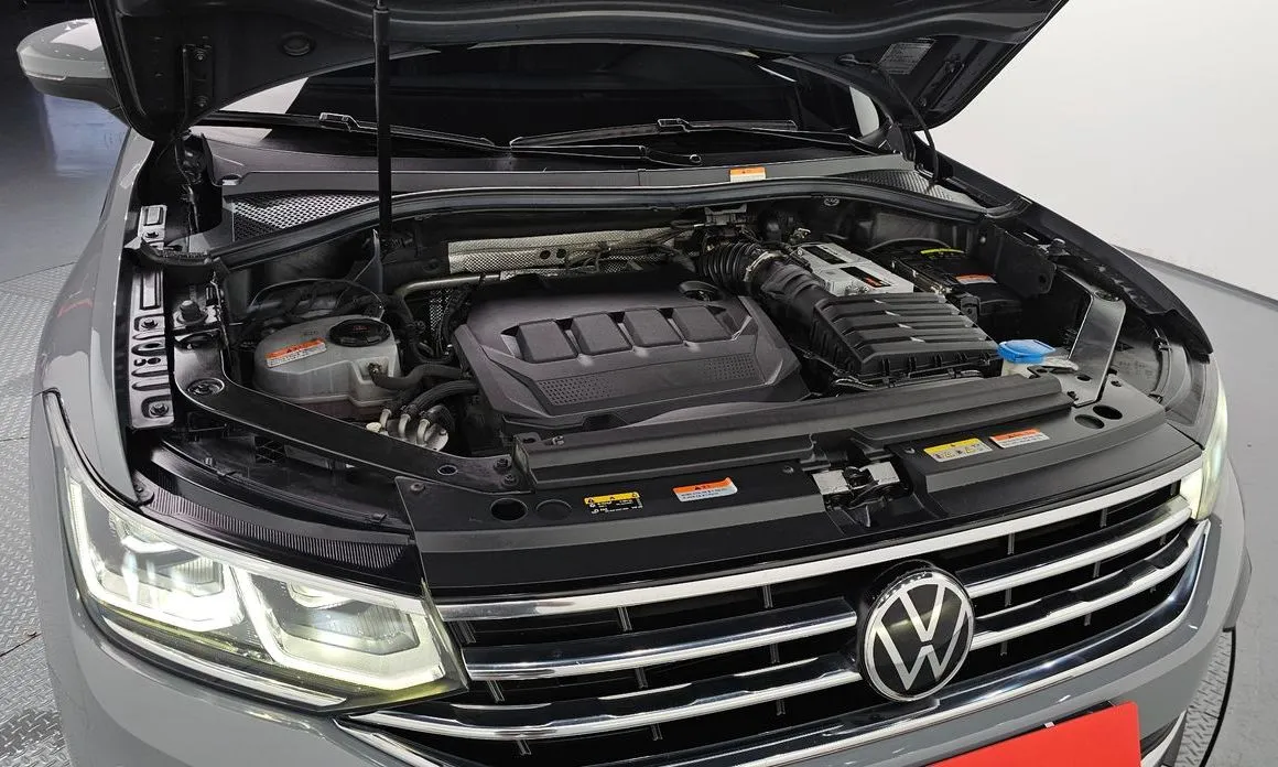 Volkswagen Tiguan — фото 8