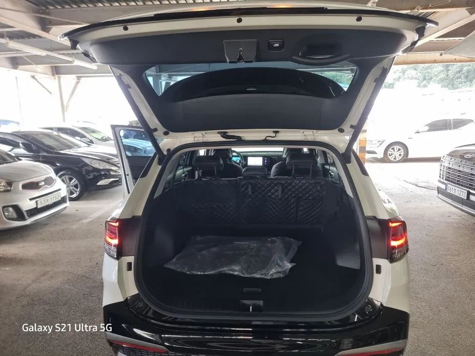 Kia Sportage — фото 8