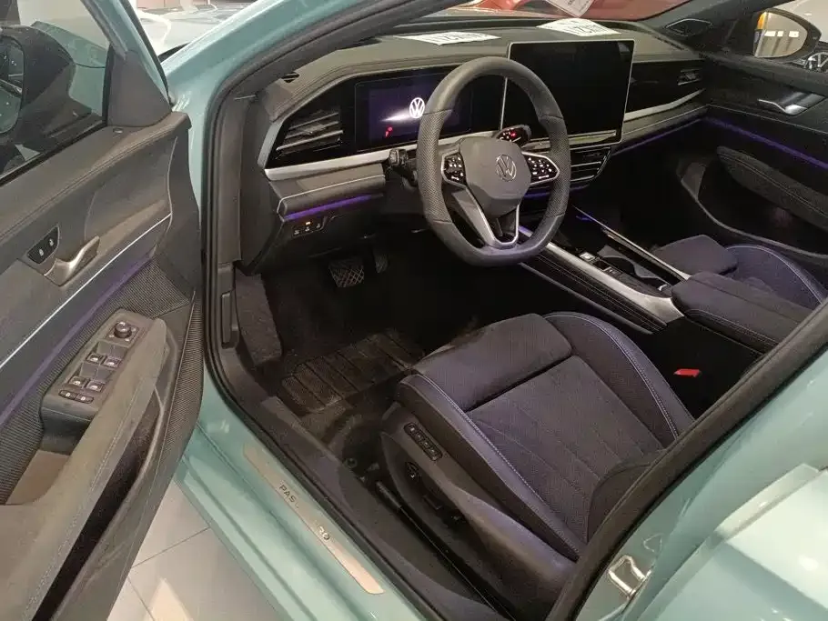 Volkswagen Passat — фото 4
