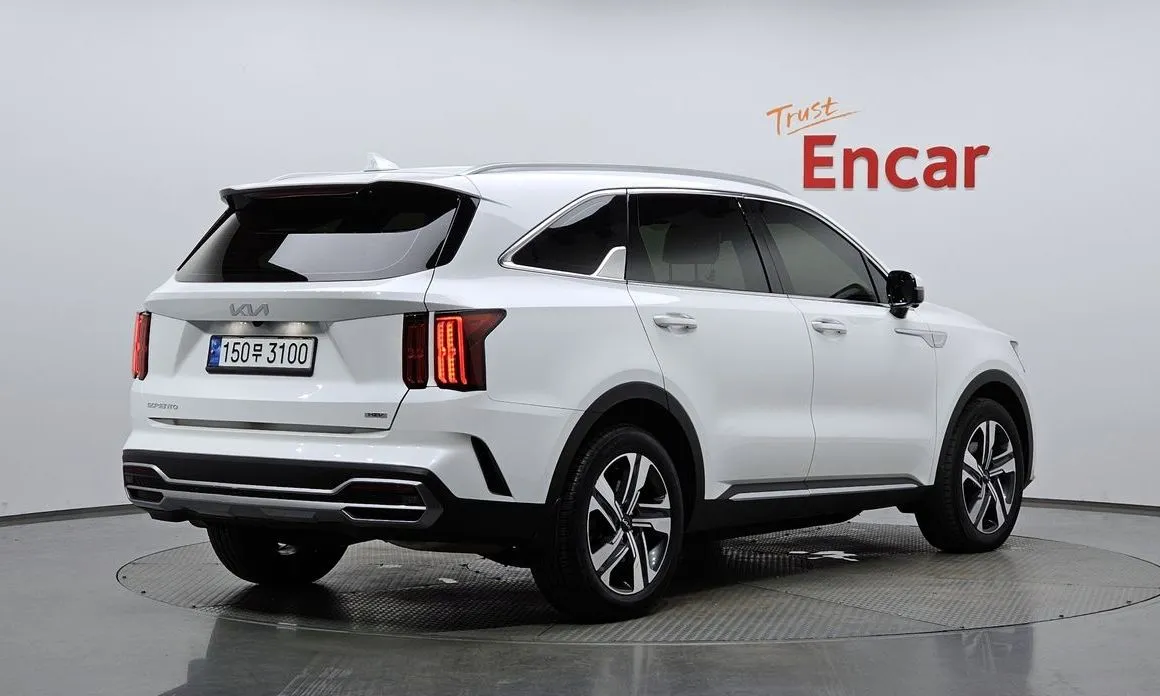 Kia Sorento — фото 7