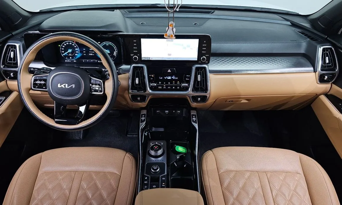 Kia Sorento — фото 10