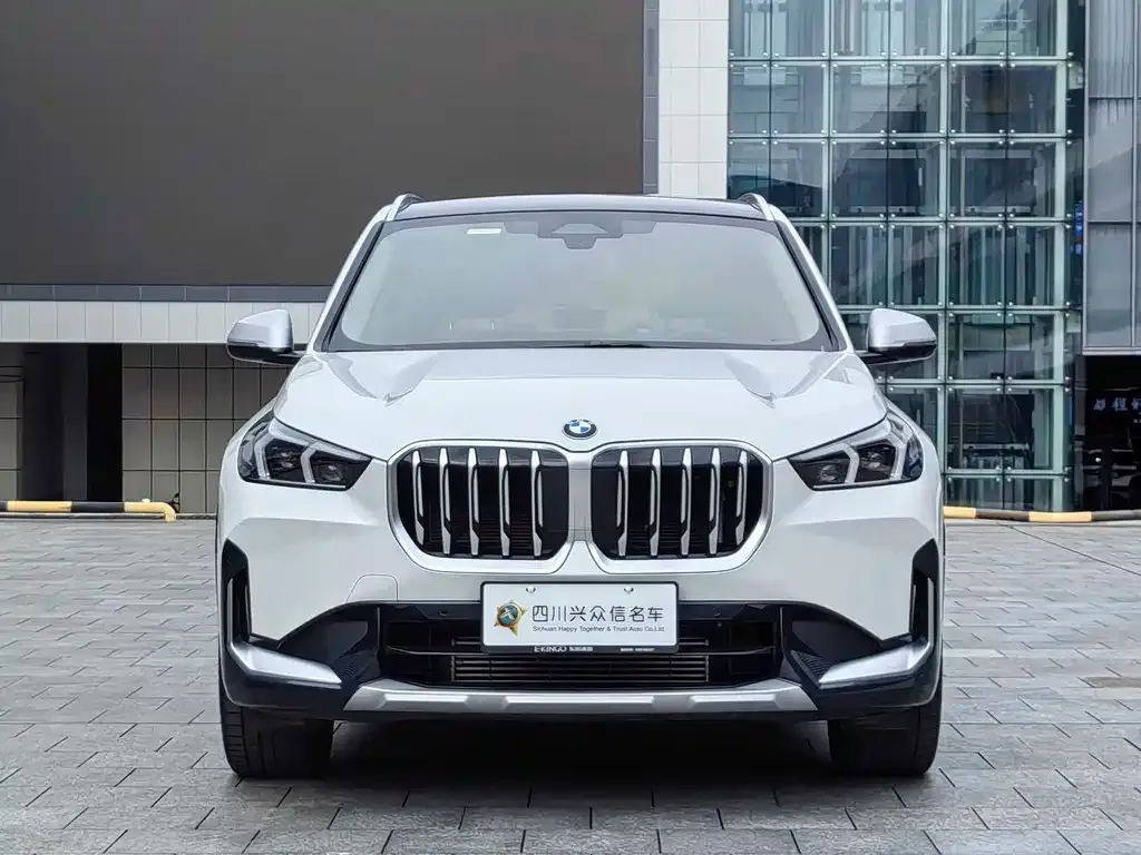 BMW X1 — фото 6