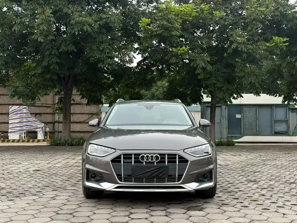 Audi A4 (Import) — фото 9