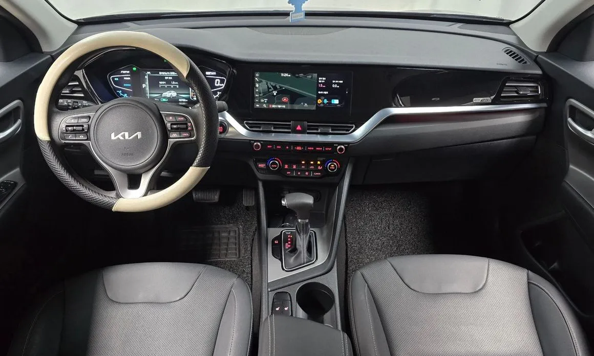 Kia Niro — фото 10