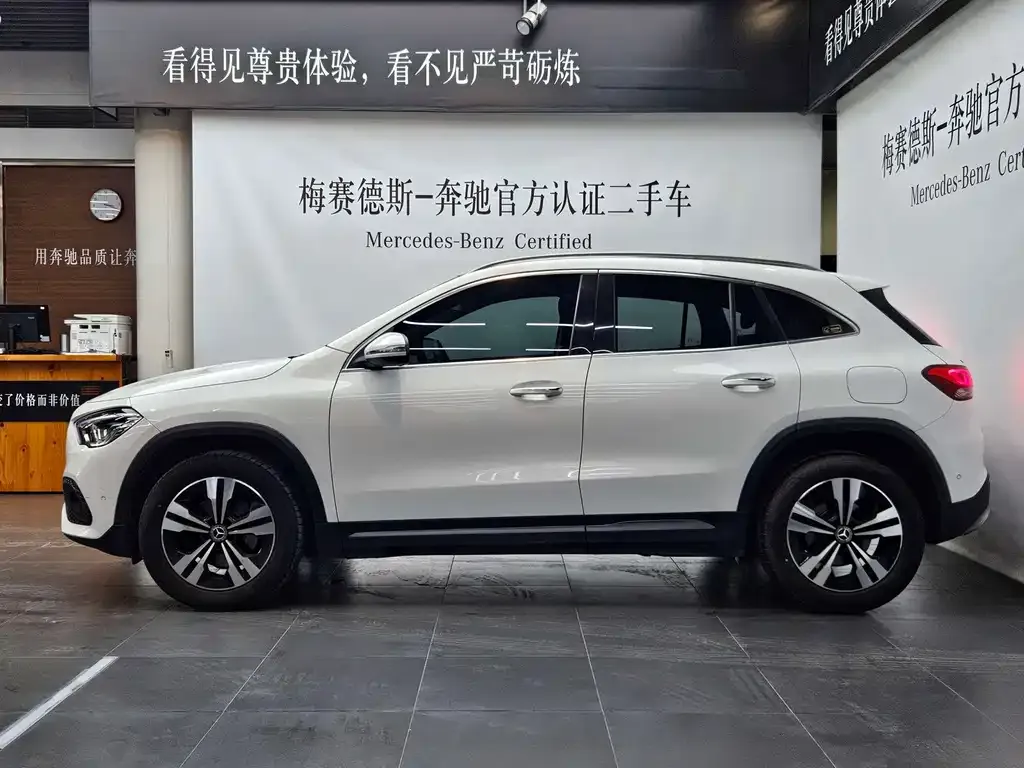 Mercedes-Benz GLA — фото 8