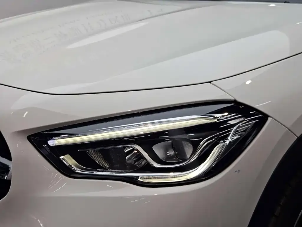 Mercedes-Benz GLA — фото 3