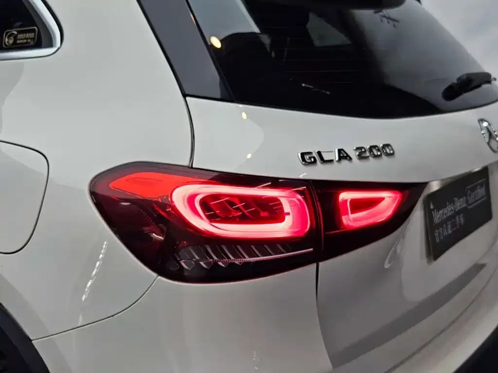 Mercedes-Benz GLA — фото 4