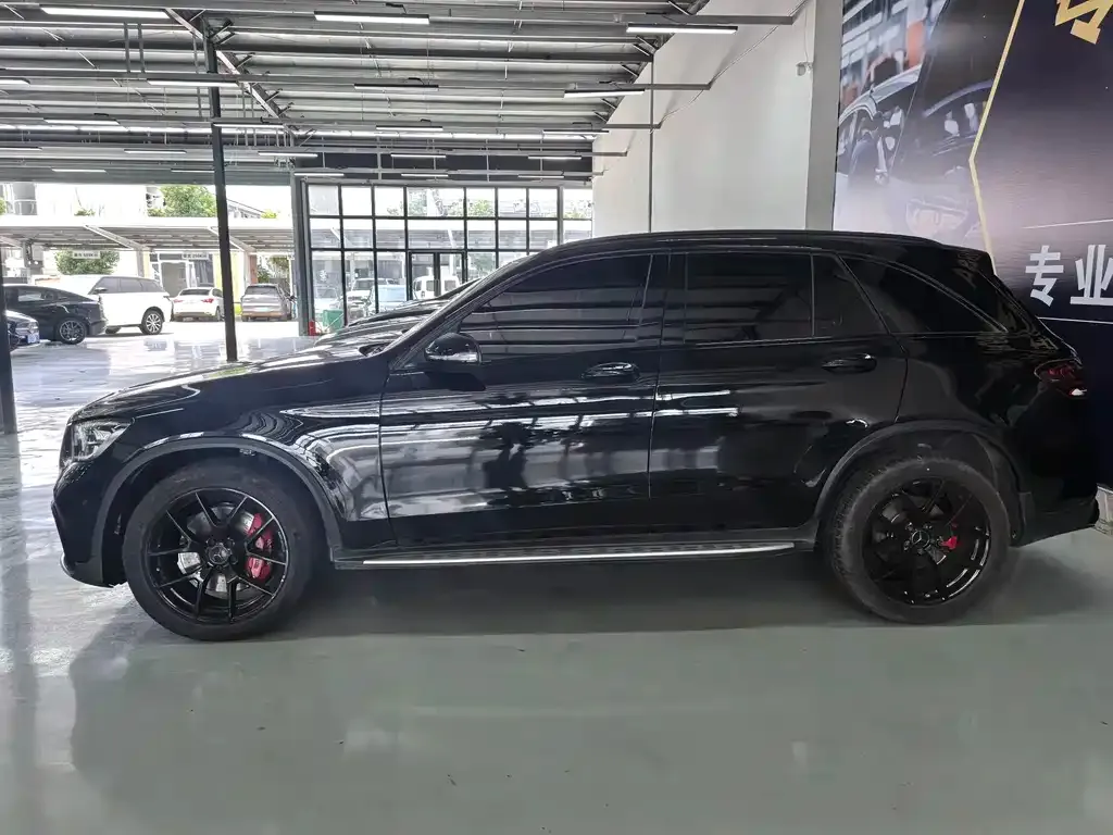 Mercedes-Benz GLC AMG — фото 10