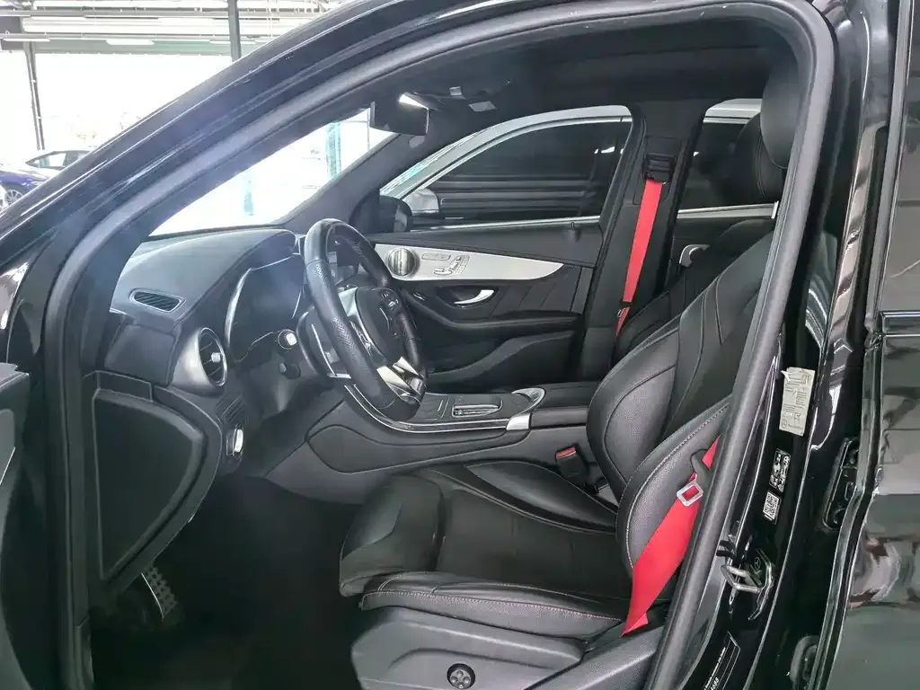 Mercedes-Benz GLC AMG — фото 3