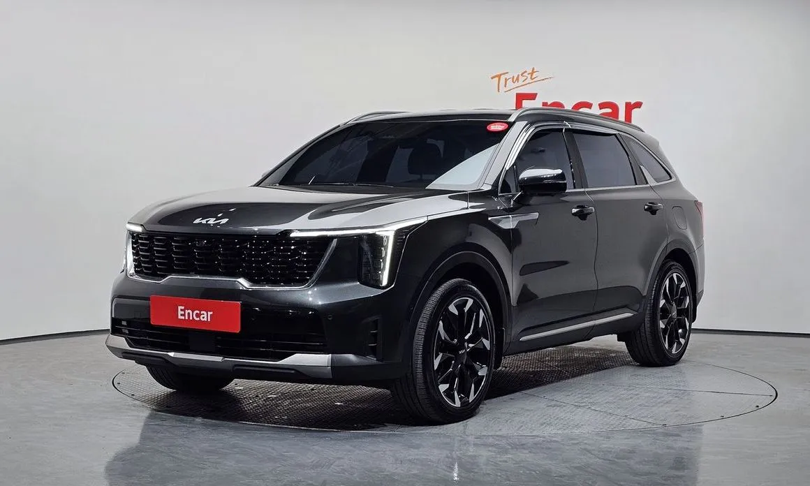 Kia Sorento — фото 1