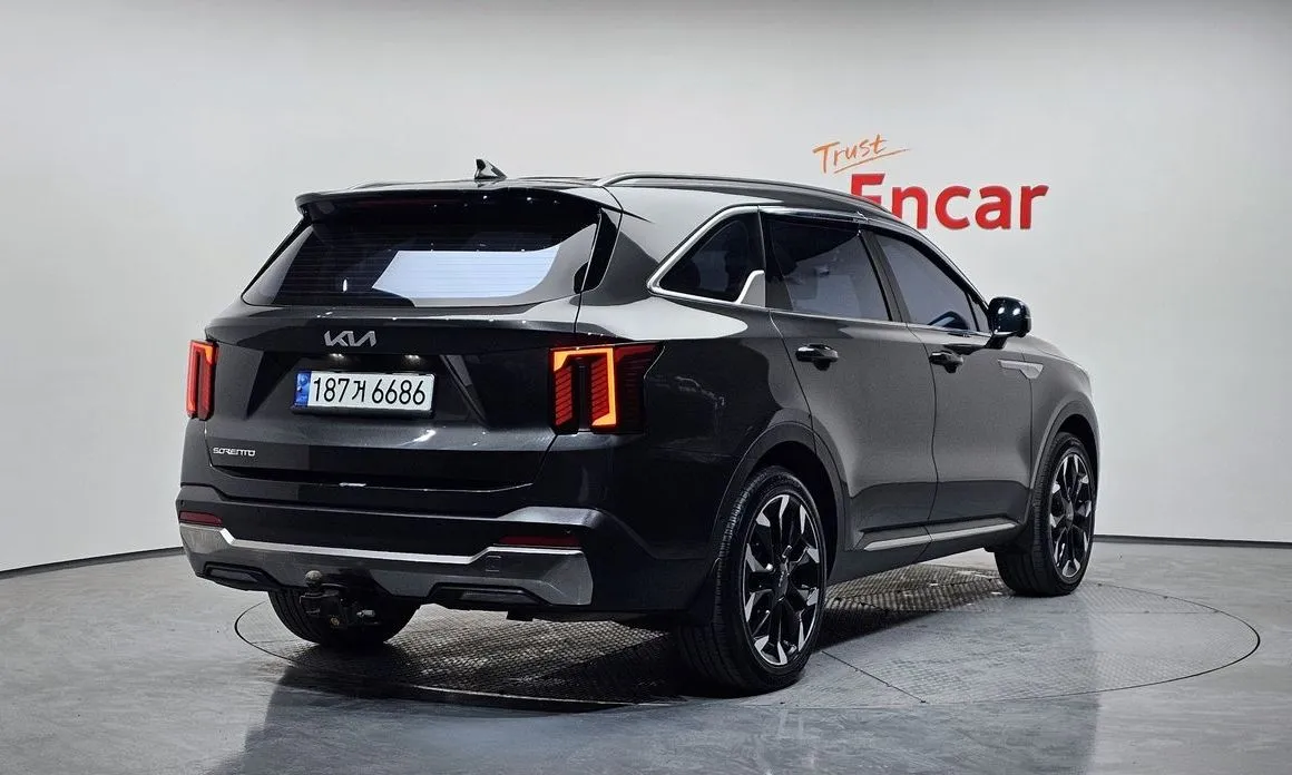 Kia Sorento — фото 9