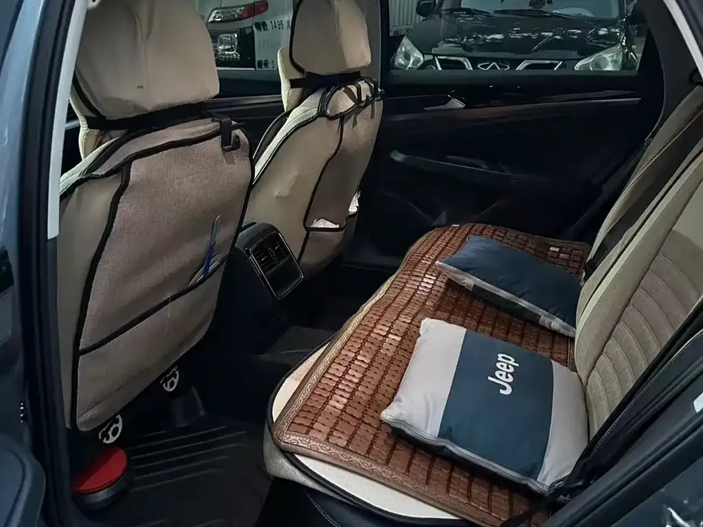 Volkswagen Passat — фото 5