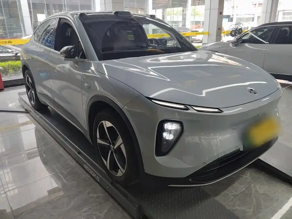 NIO EC6 — фото 8