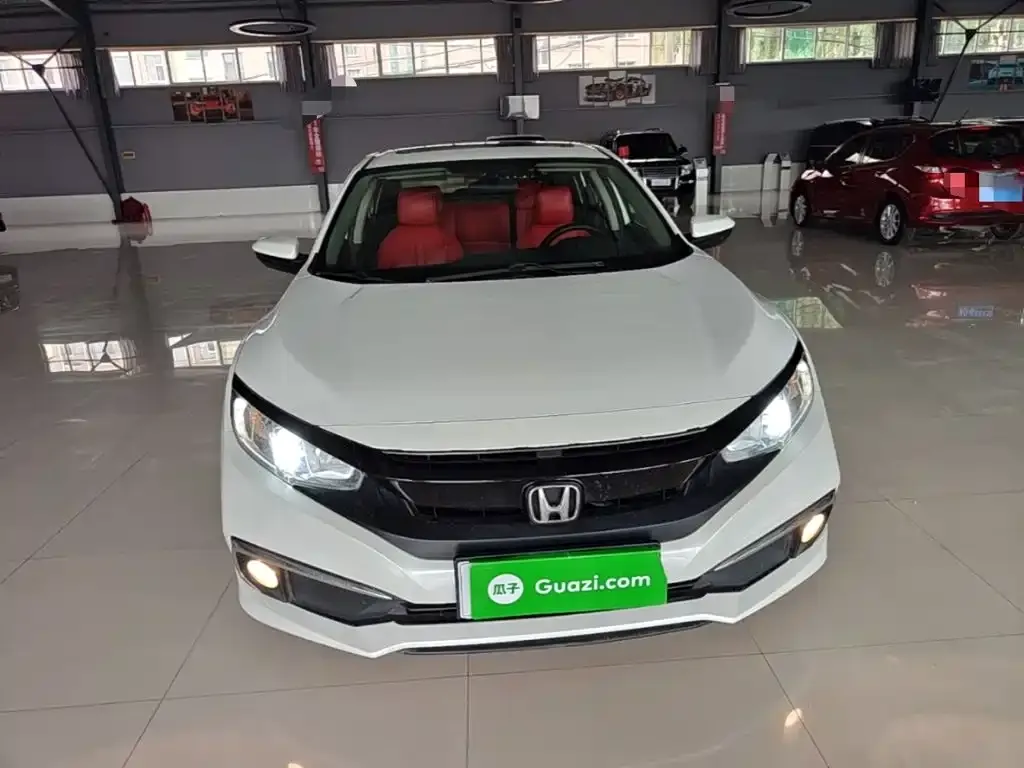 Honda Civic — фото 10