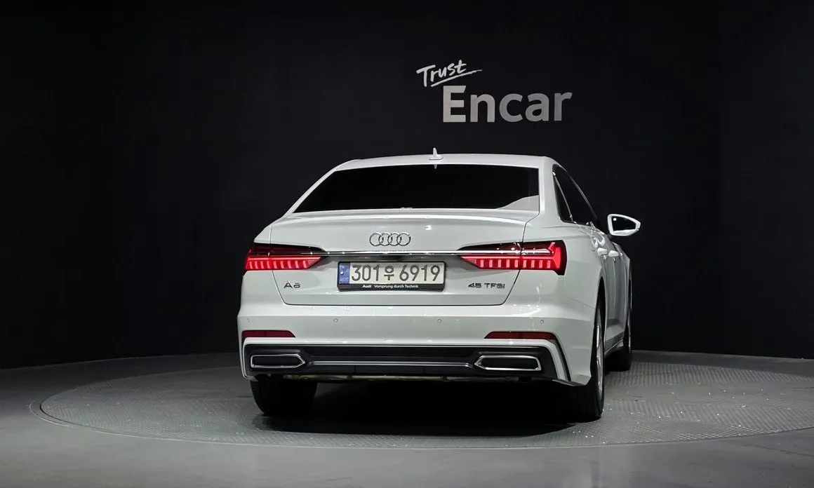 Audi A6 — фото 2