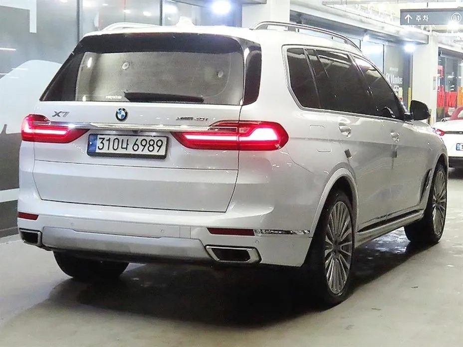 BMW X7 — фото 5