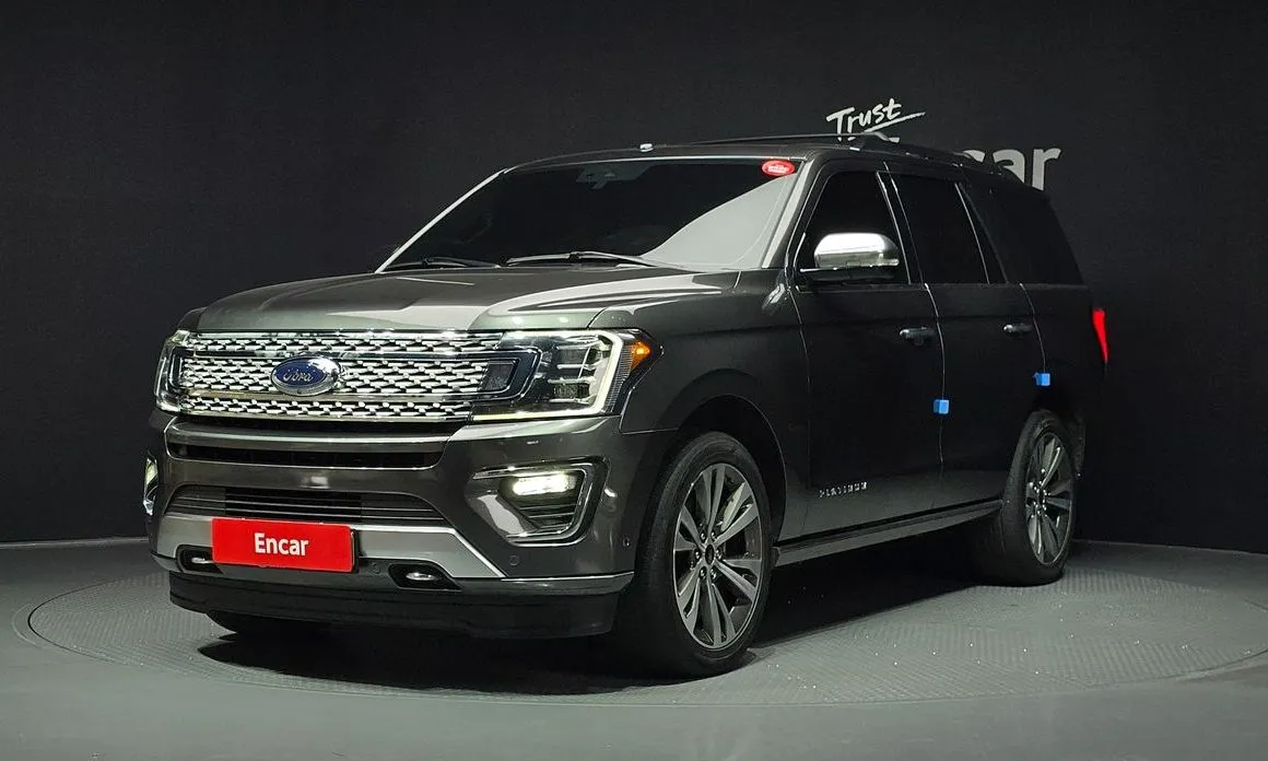 Ford Expedition — фото 1