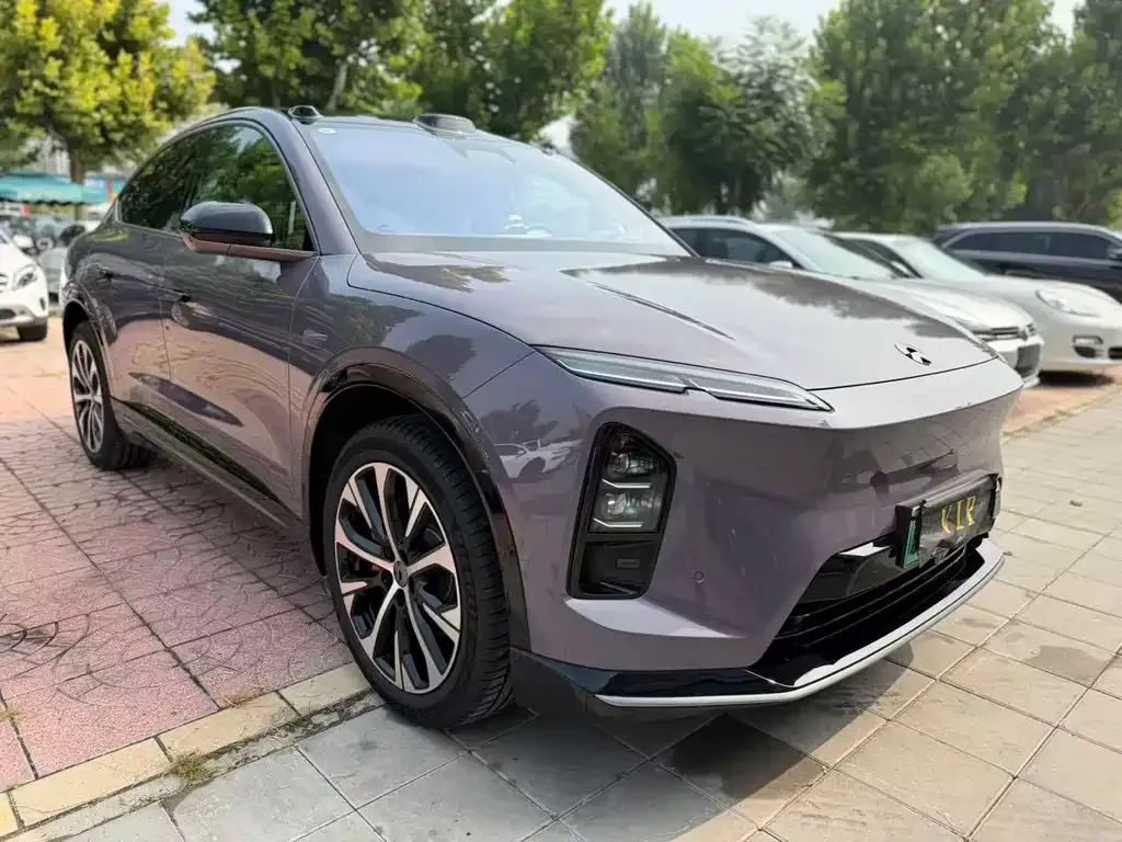 NIO EC6 — фото 10