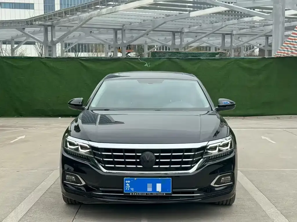 Volkswagen Passat — фото 2