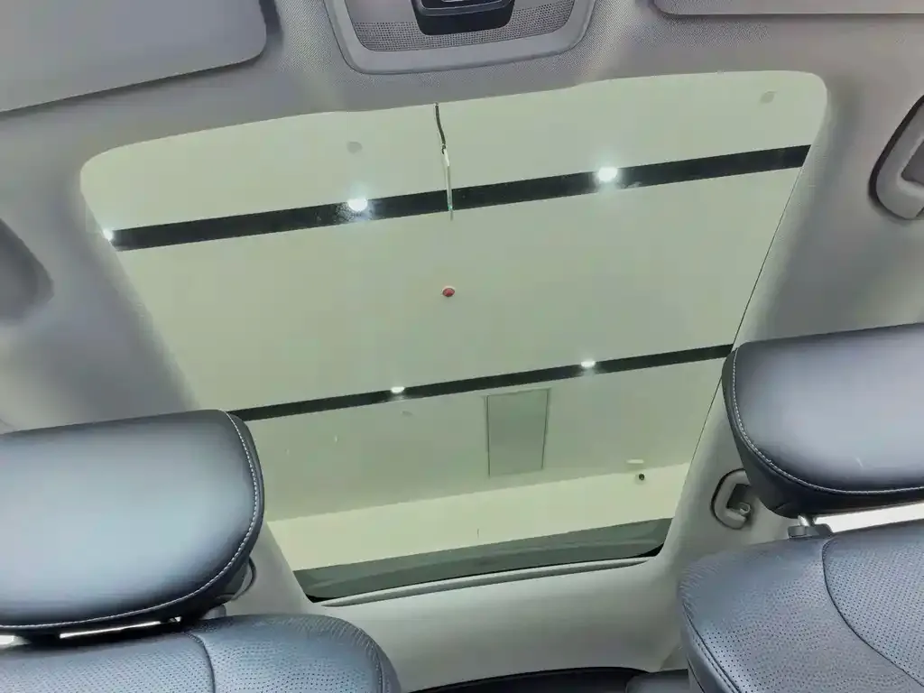 BYD Hiace 05 EV — фото 2