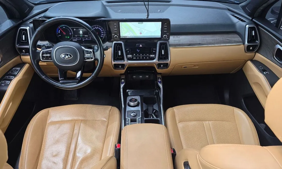 Kia Sorento — фото 9