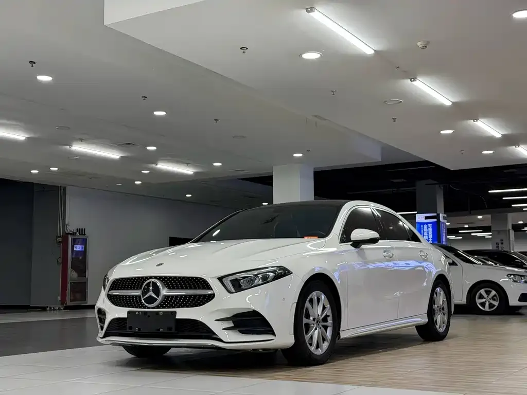 Mercedes-Benz A-Class — фото 1