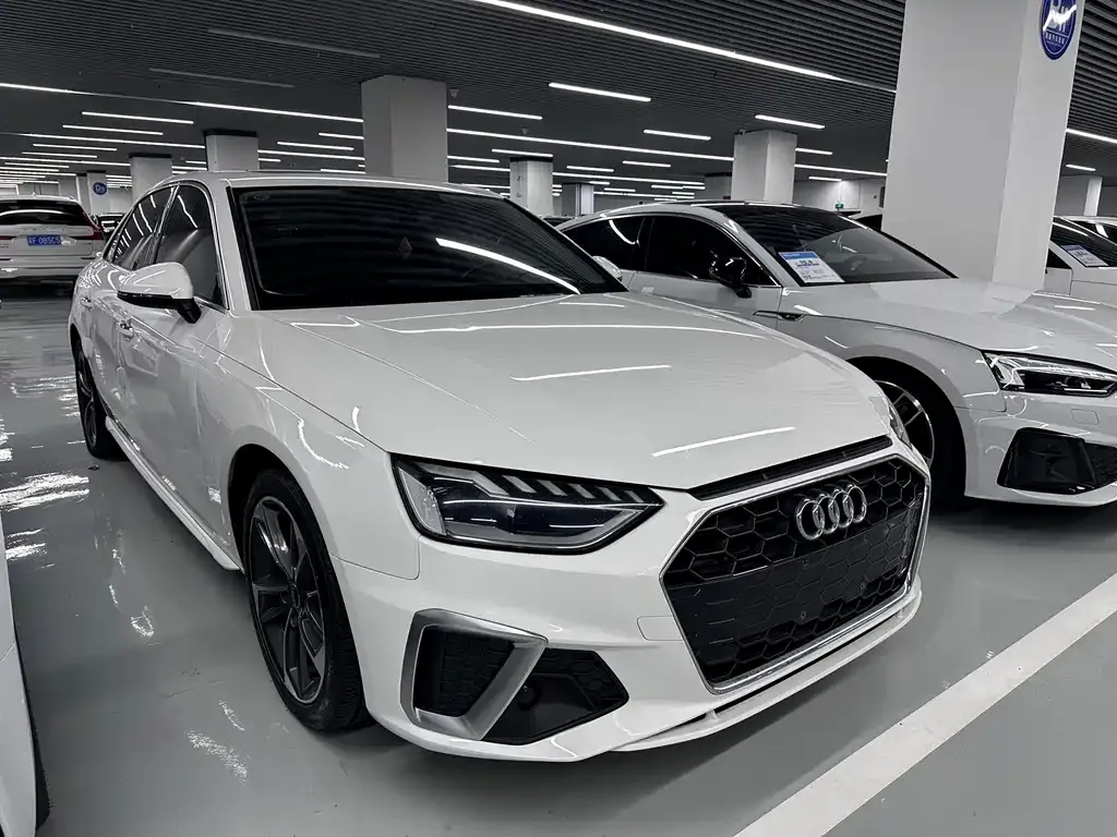 Audi A4L — фото 5