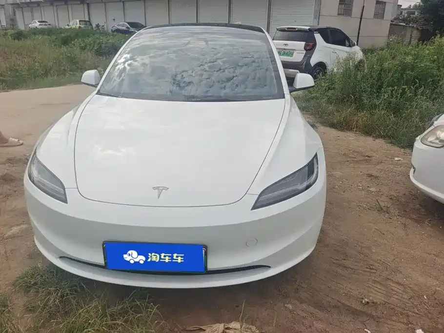 Tesla Model 3 — фото 4