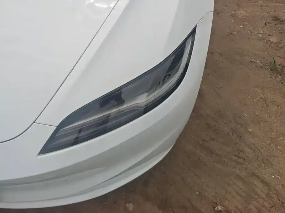 Tesla Model 3 — фото 8