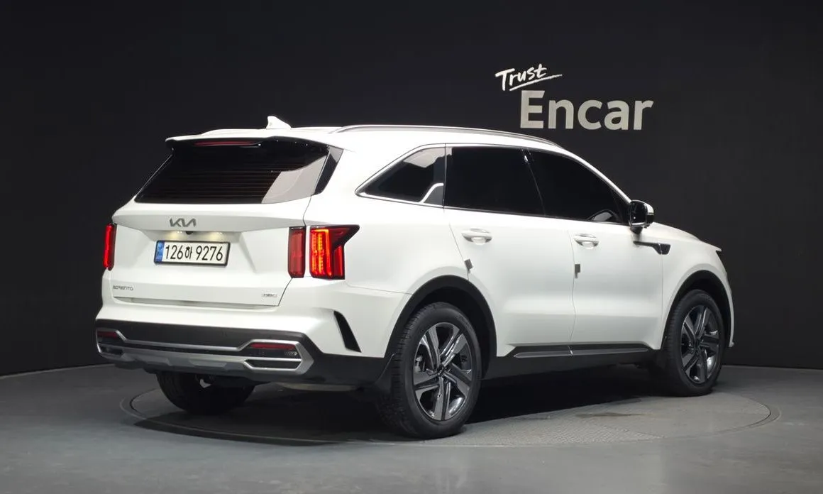 Kia Sorento — фото 7
