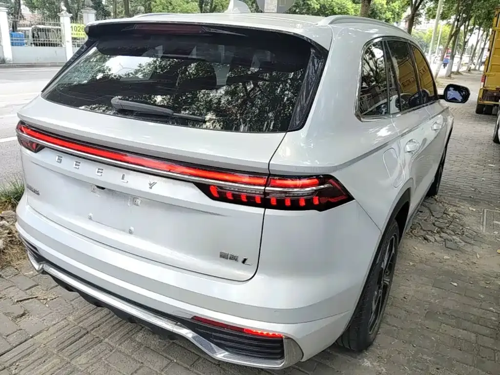 Geely Xingyue L — фото 2