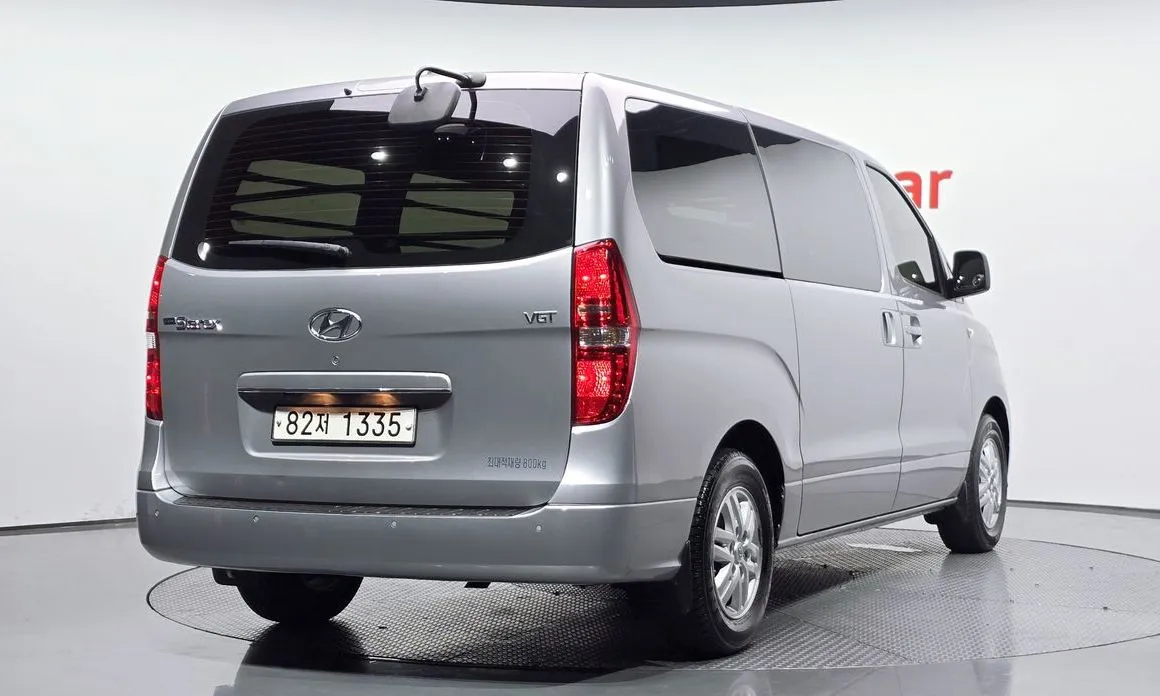 Hyundai Starex — фото 7