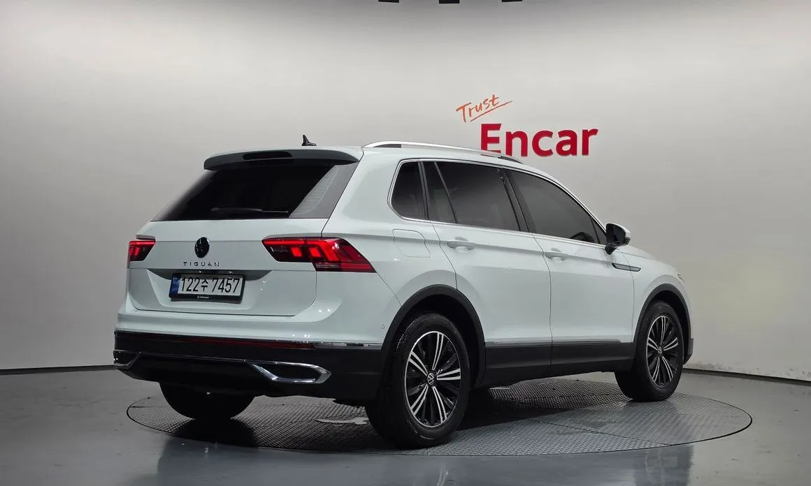Volkswagen Tiguan — фото 3