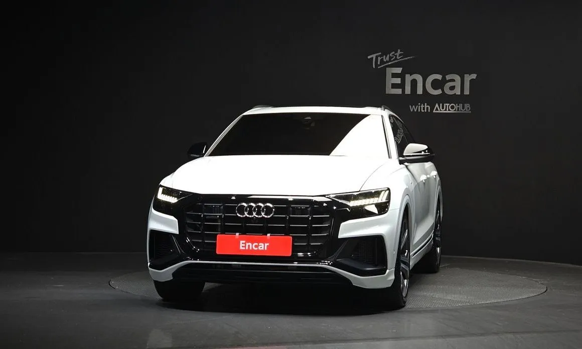 Audi Q8 — фото 4
