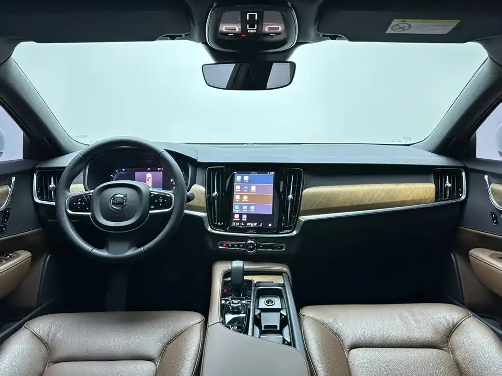 Volvo S90 — фото 10