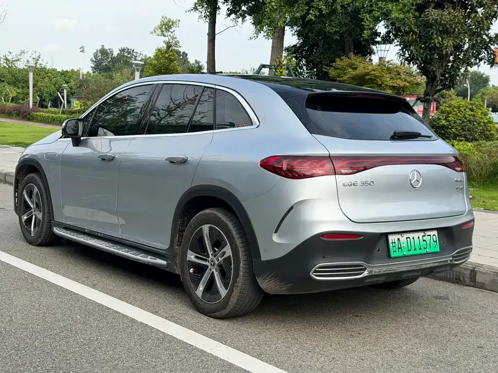 Mercedes-Benz EQE SUV — фото 8