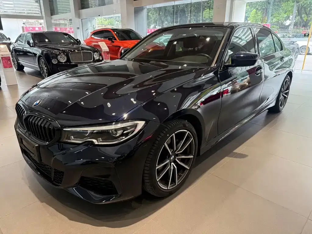BMW 3 Series — фото 1