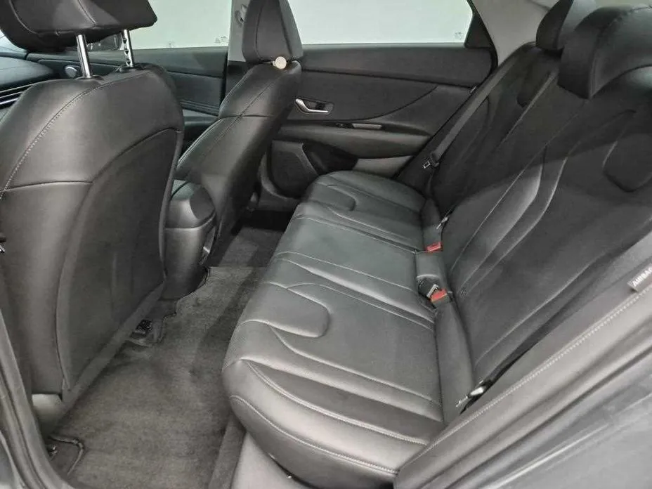 Hyundai AVANTE — фото 4