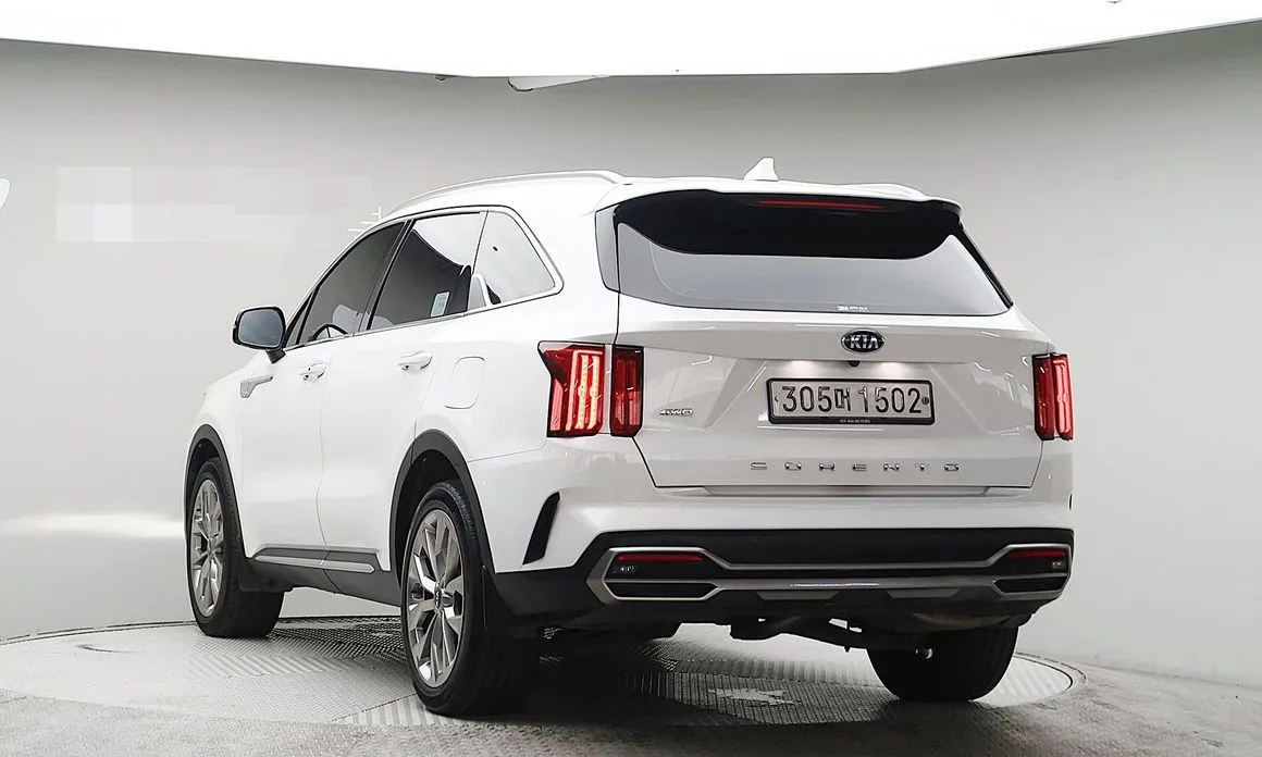 Kia Sorento — фото 4