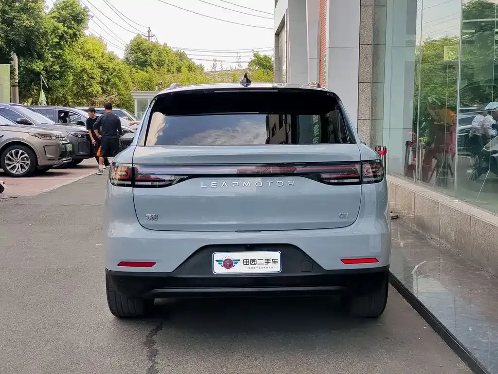 Leapmotor C11 — фото 10