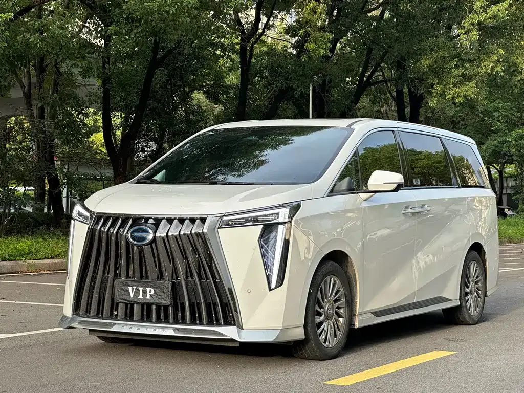 GAC Motor Trumpchi M8 — фото 1