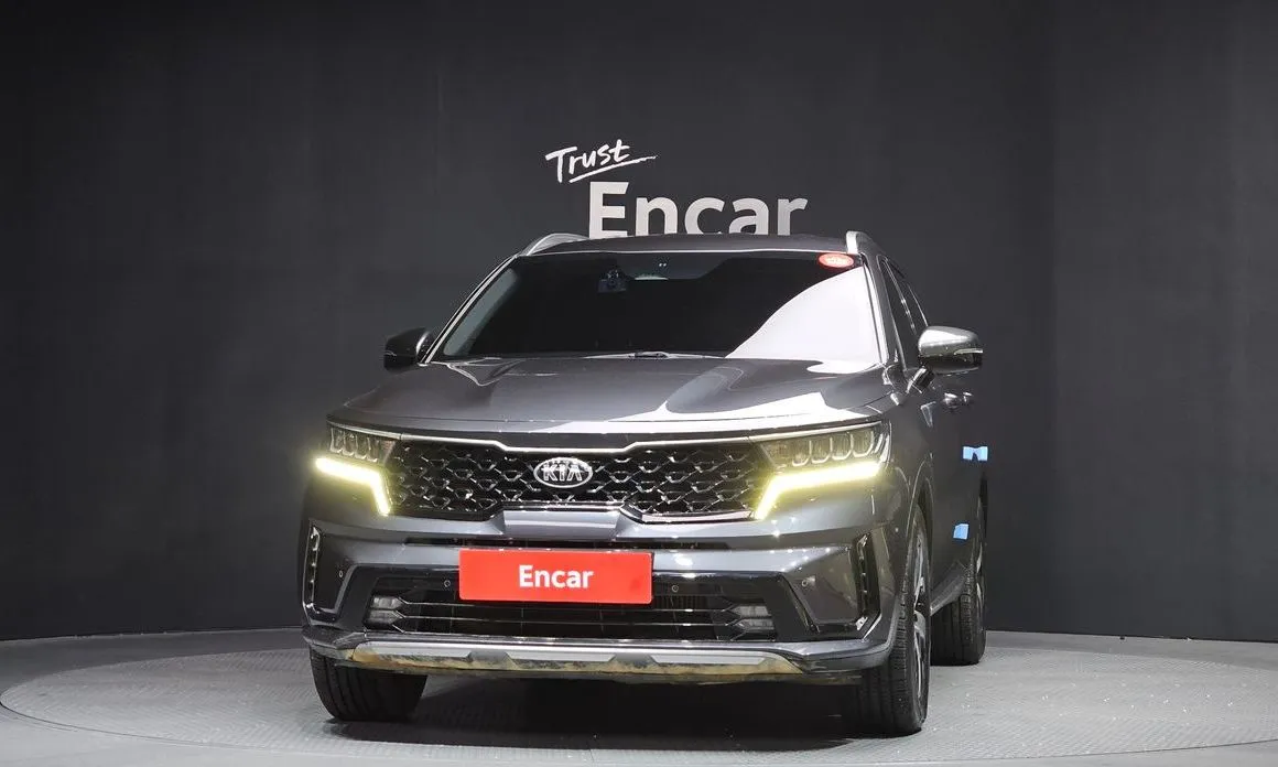 Kia Sorento — фото 5