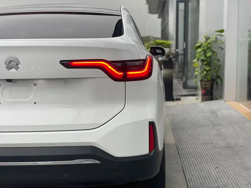 NIO EC6 — фото 3