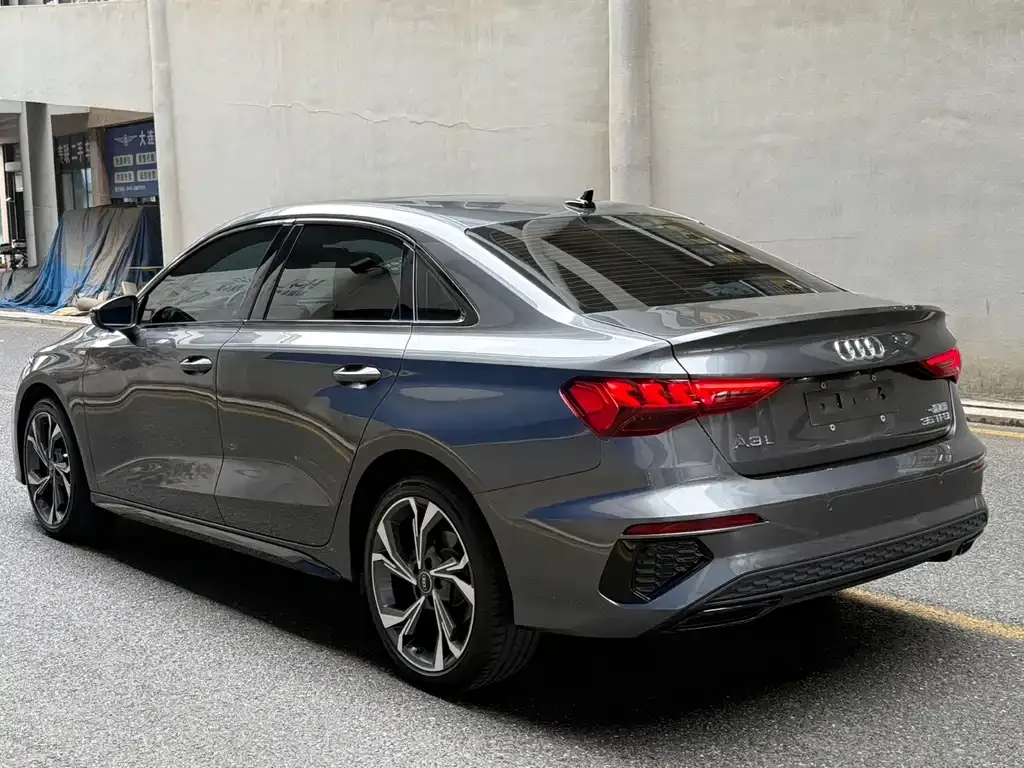 Audi A3 — фото 8
