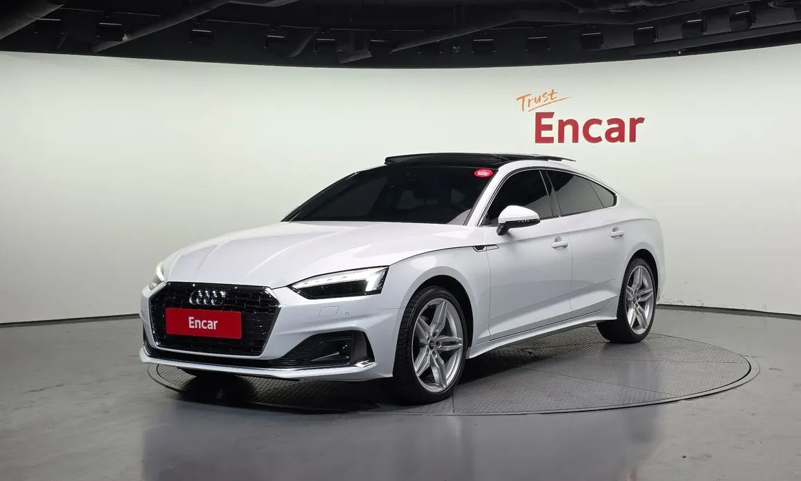 Audi A5 — фото 1