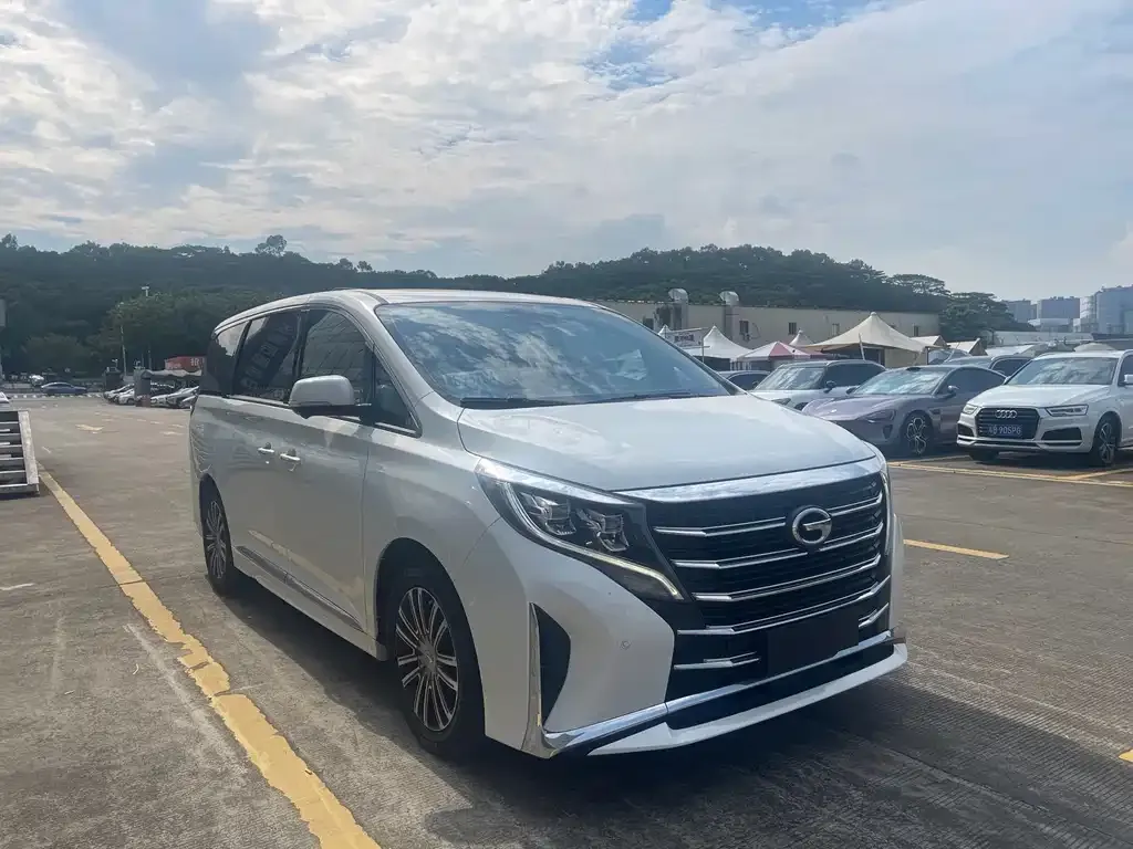 GAC Motor Trumpchi M8 — фото 2