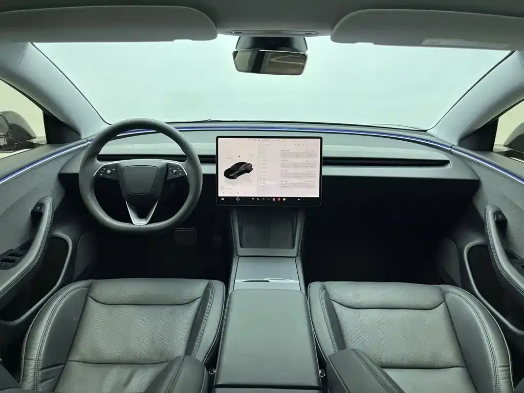 Tesla Model 3 — фото 8